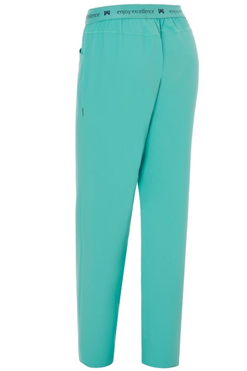 Pantalón deportivo verde pastel tejido técnico