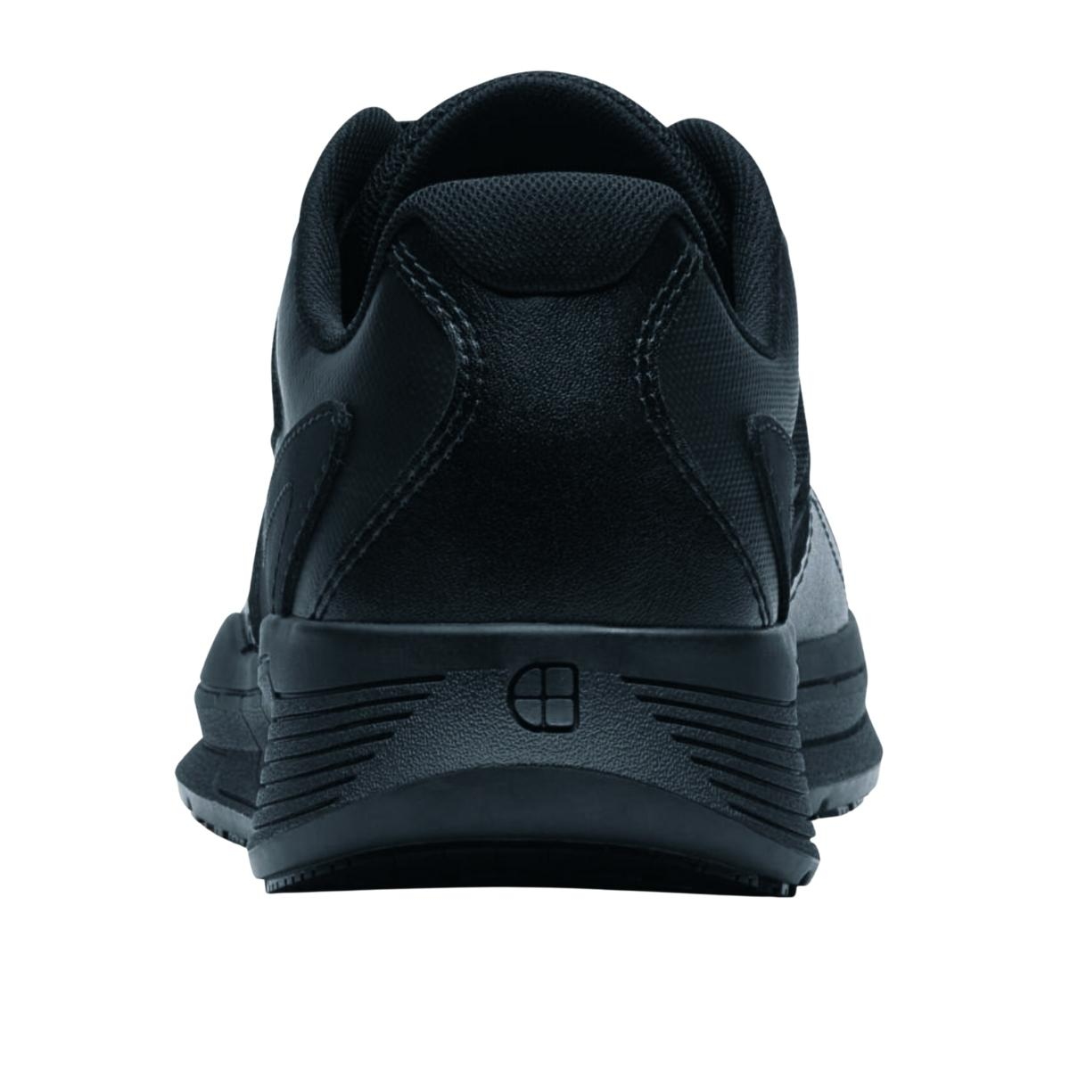 Zapato deportivo negro en piel y nylon antideslizante