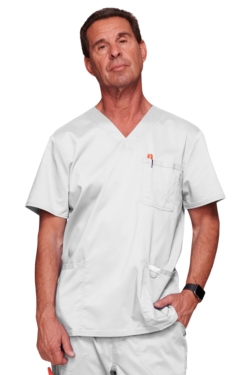 Casaca sanitaria Cherokee cuello de pico blanca WWE670